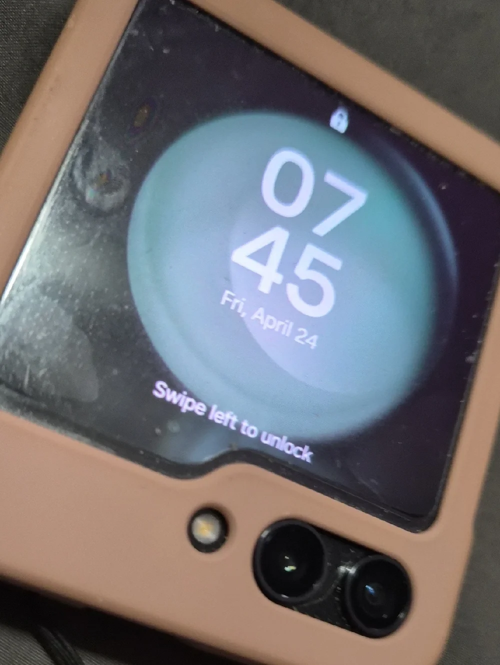 Galaxy Flip 5 With Pixel/Screen Damage- As Is
